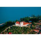 Vár a Balaton parton